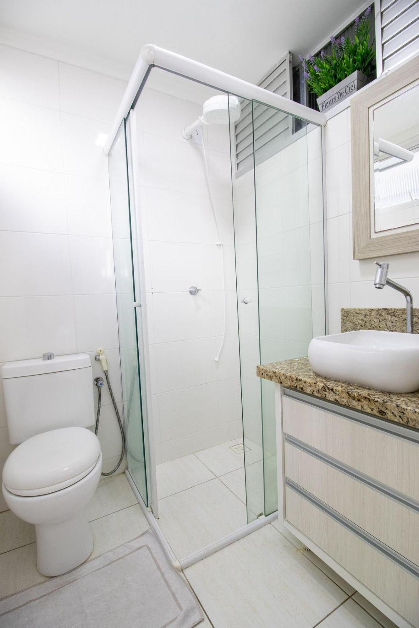 Apu24 - Esq Com Av Atlantica, 4 Dorm, Climatizado Apartamento