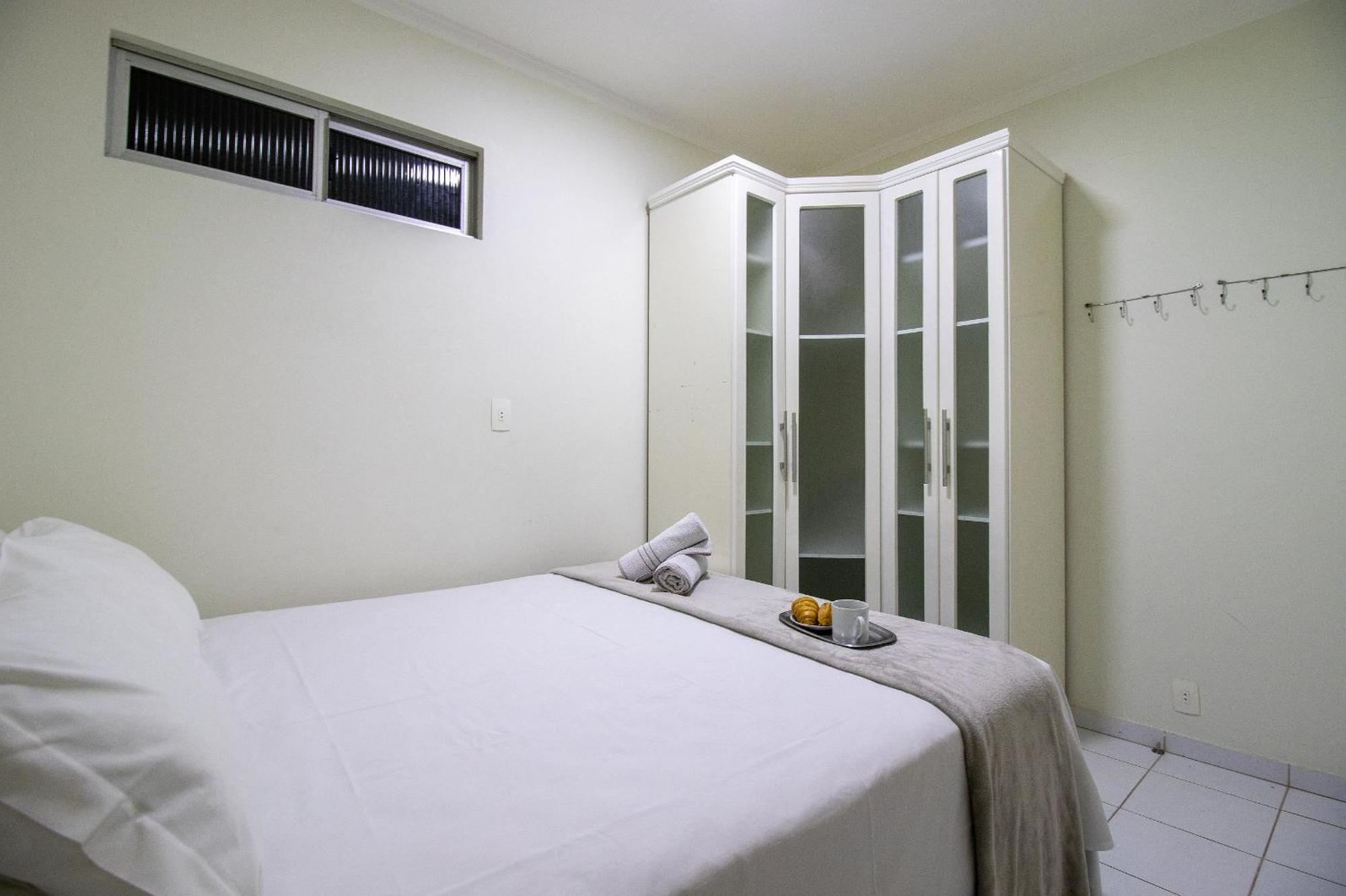 Apartamento Apu24 - Esq Com Av Atlantica, 4 Dorm, Climatizado *