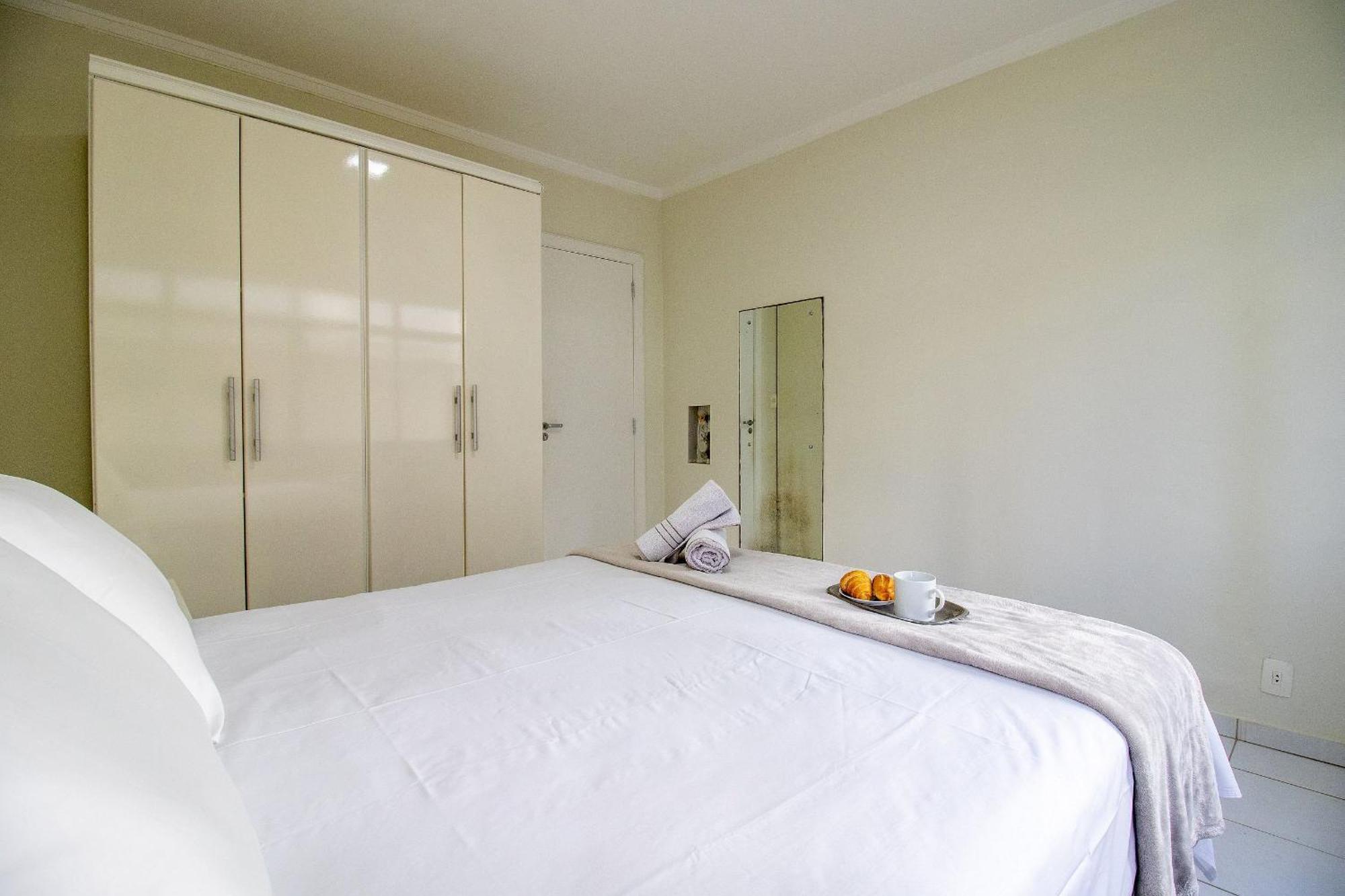 Apu24 - Esq Com Av Atlantica, 4 Dorm, Climatizado Apartamento Balneario Camboriu